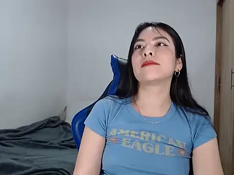 EloiseJun online show from November 28, 3:50 am