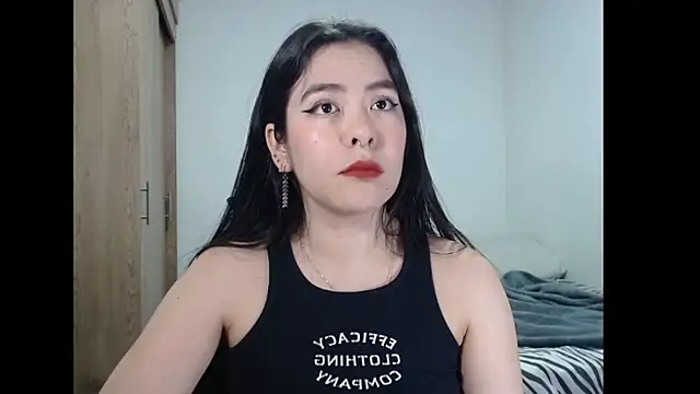 EloiseJun online show from May 22, 3:26 am