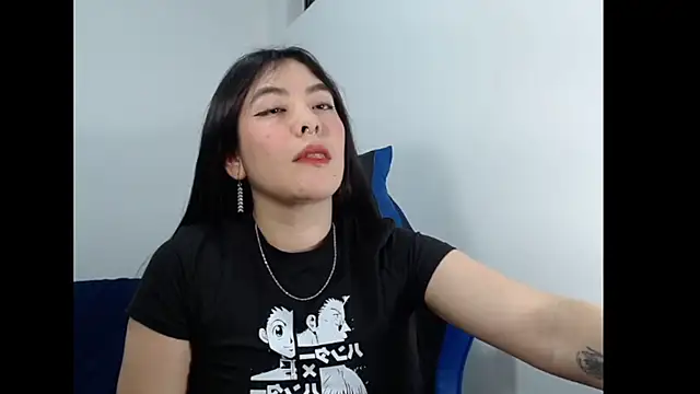 EloiseJun online show from April 23, 4:41 am