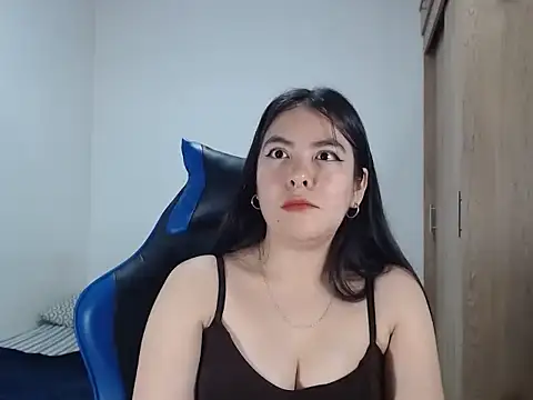 EloiseJun online show from September 27, 8:37 pm