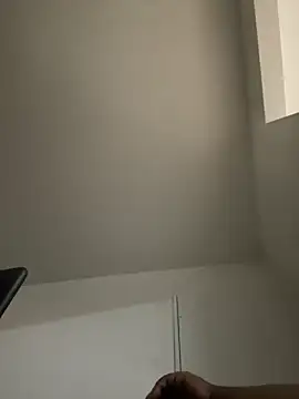 Snapshot of julio_p chatting on September 24, 12:07 am julio p online show from September 24, 12:07 am