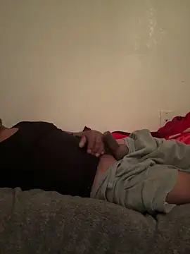 Snapshot of julio_p chatting on September 30, 11:44 pm julio p online show from September 30, 11:44 pm