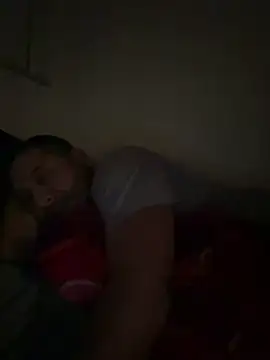 Snapshot of julio_p chatting on October 4, 11:50 pm julio p online show from October 4, 11:50 pm