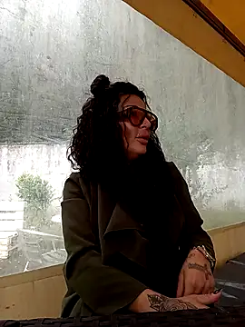 ASSERINAAA online show from October 26, 11:32 am