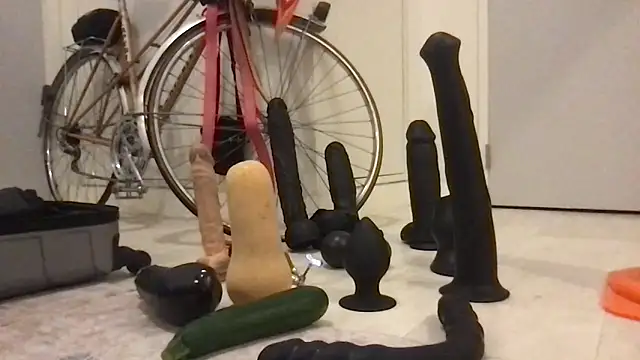 Zaak91190 online show from November 5, 8:45 pm