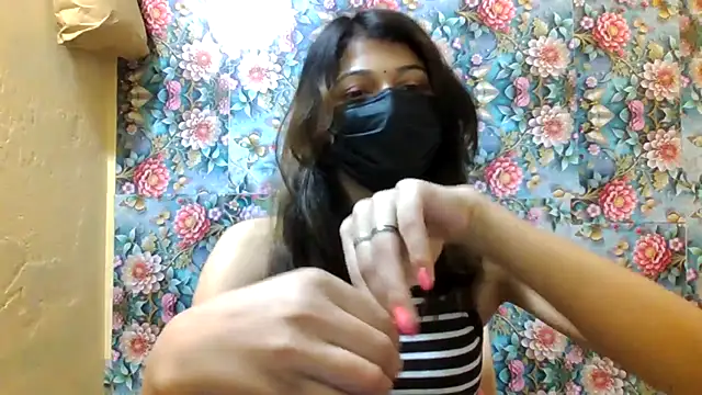 Snapshot of sahki_90 chatting on September 13, 10:15 am sahki 90 online show from September 13, 10:15 am