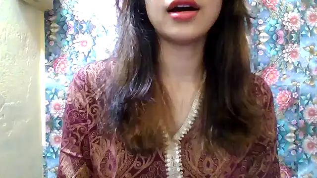 Snapshot of sahki_90 chatting on September 12, 10:04 am sahki 90 online show from September 12, 10:04 am