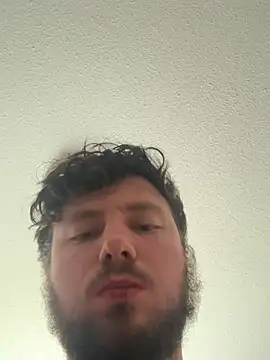 blueeyedman8 online show from April 16, 5:25 pm