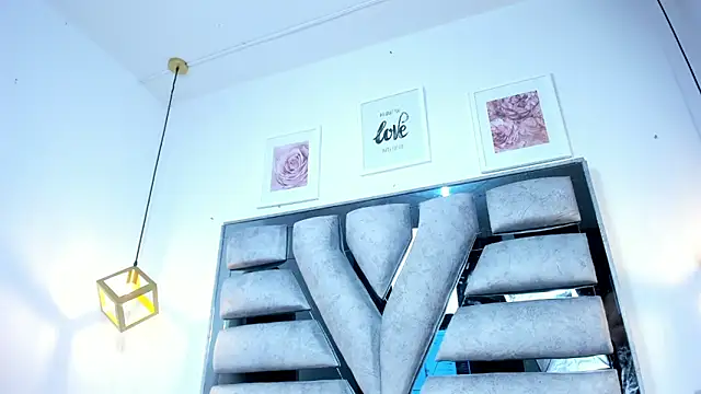 lianfox  online show from March 11, 12:32 pm