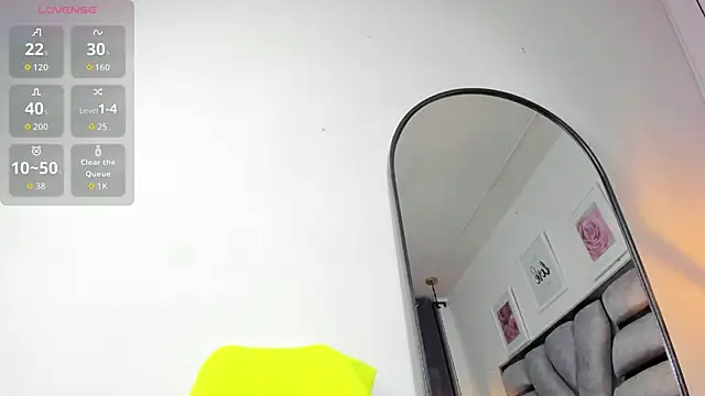 Snapshot of lianfox_ chatting on February 19, 1:19 pm lianfox online show from February 19, 1:19 pm