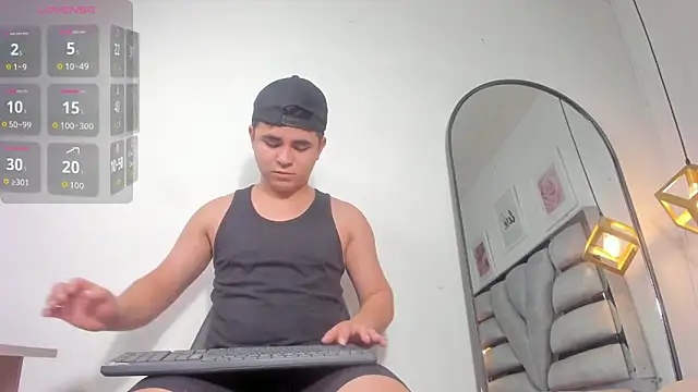 Snapshot of lianfox_ chatting on February 17, 1:30 pm lianfox online show from February 17, 1:30 pm