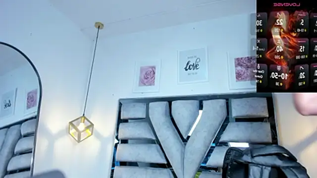 lianfox  online show from April 11, 12:31 pm