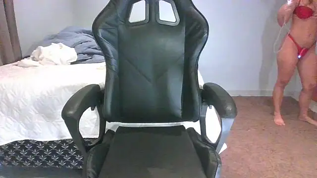 Snapshot of Mayalorenz chatting on November 27, 3:40 am Mayalorenz online show from November 27, 3:40 am