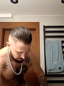 Snapshot of Barber33zk chatting on September 10, 6:56 am Barber33zk online show from September 10, 6:56 am