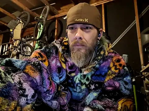 thejuicybacon online show from February 16, 5:06 am