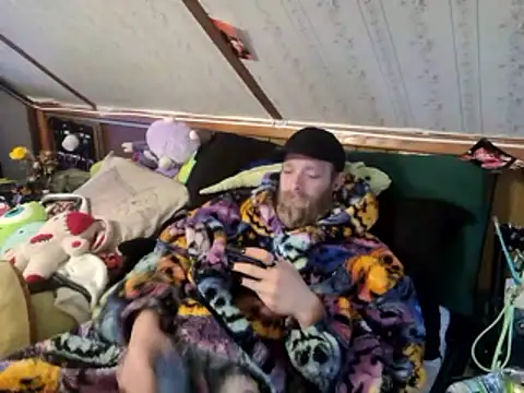 thejuicybacon online show from January 14, 10:30 am