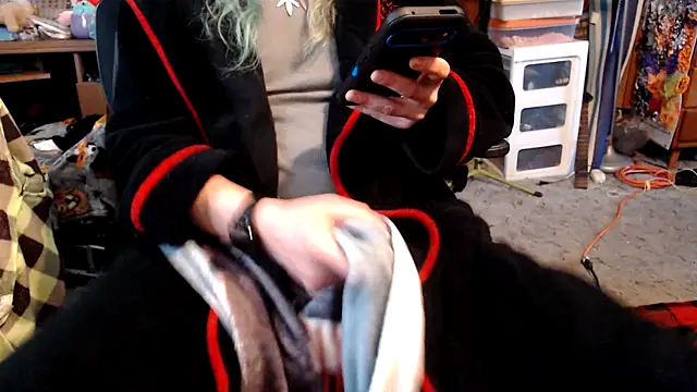 thejuicybacon online show from March 10, 3:38 pm