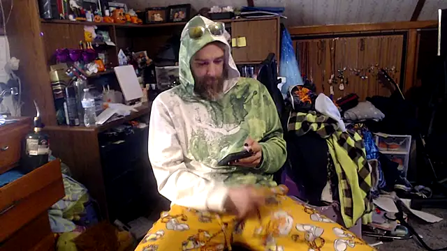 thejuicybacon online show from March 31, 4:31 pm