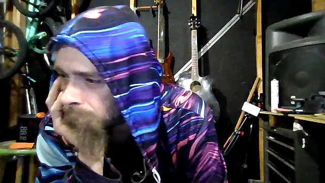 thejuicybacon online show from November 15, 7:12 am