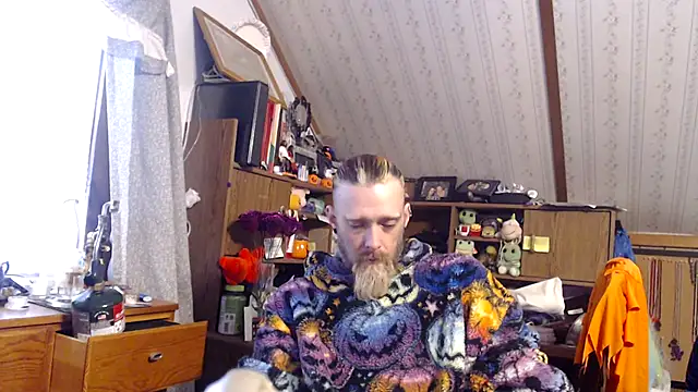 thejuicybacon online show from November 27, 1:55 pm