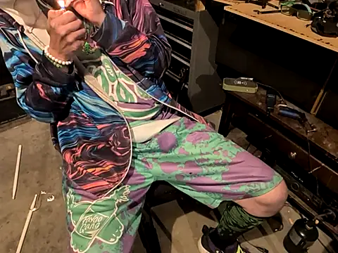 thejuicybacon online show from September 9, 9:30 am