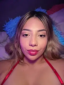 Snapshot of MissCat_ chatting on November 21, 2:10 am MissCat online show from November 21, 2:10 am