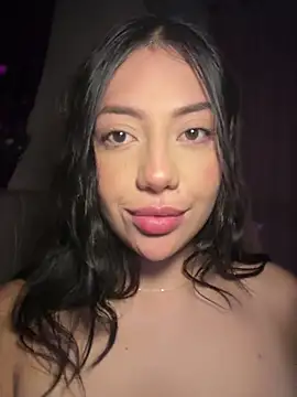 MissCat  online show from April 15, 1:00 am