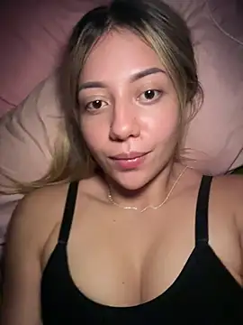 MissCat  online show from December 20, 3:20 am