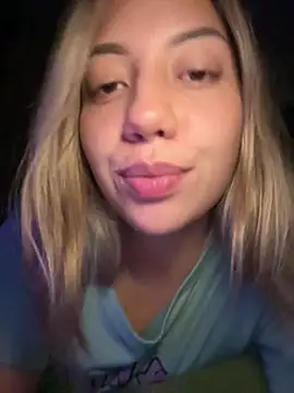 Snapshot of MissCat_ chatting on November 28, 12:55 am MissCat online show from November 28, 12:55 am