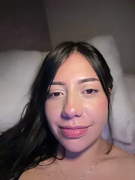 MissCat  online show from April 28, 2:27 am