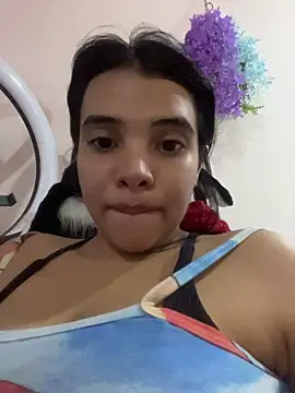 Snapshot of Ada_sienn chatting on July 11, 4:07 pm Ada sienn online show from July 11, 4:07 pm