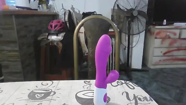 loliporomero online show from October 28, 12:00 am