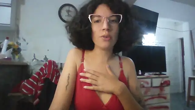 loliporomero online show from November 3, 12:49 am