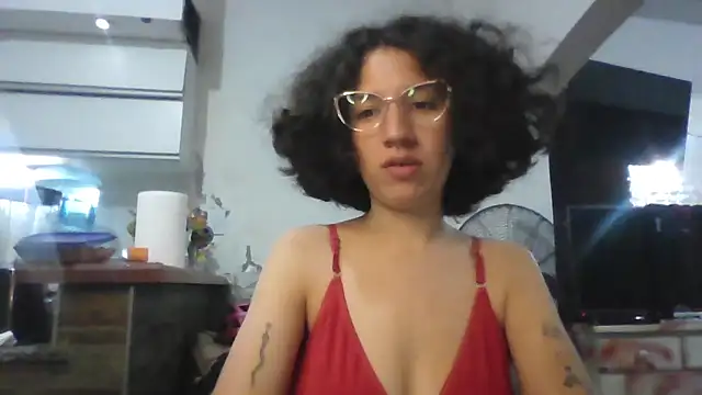 Snapshot of loliporomero chatting on October 14, 12:55 am loliporomero online show from October 14, 12:55 am