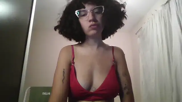 loliporomero online show from February 27, 2:01 am