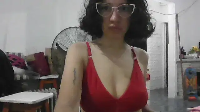 Snapshot of loliporomero chatting on October 15, 10:51 pm loliporomero online show from October 15, 10:51 pm
