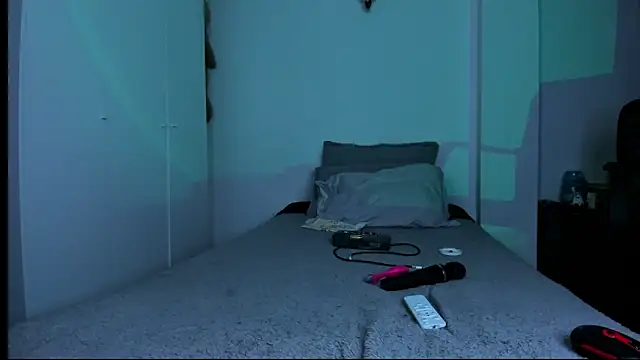 kattusauruss online show from March 6, 1:22 am