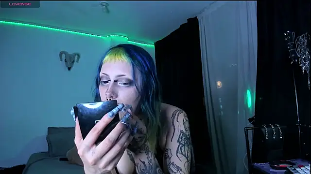 kattusauruss online show from March 23, 3:50 am