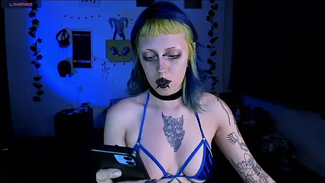 kattusauruss online show from February 6, 2:29 am