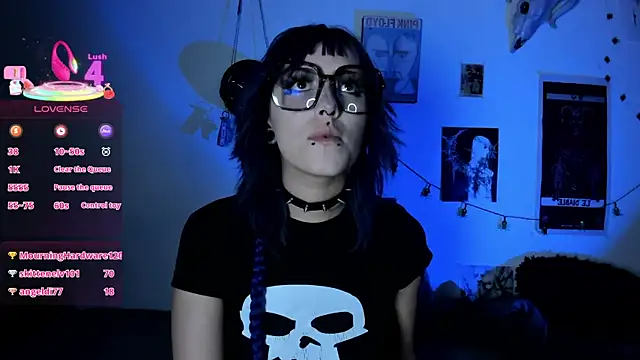 kattusauruss online show from November 5, 4:04 am