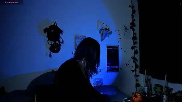 kattusauruss online show from November 8, 12:25 am