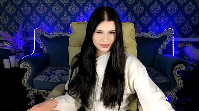 Snapshot of Neyla_Charm chatting on March 1, 8:03 am Neyla Charm online show from March 1, 8:03 am