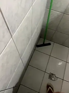 Snapshot of thomasllucas chatting on November 26, 11:21 am thomasllucas online show from November 26, 11:21 am