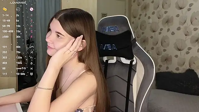  cute ice online show from April 29, 7:23 am