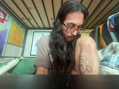 Snapshot of bigdickkane300 chatting on November 7, 10:13 pm bigdickkane300 online show from November 7, 10:13 pm