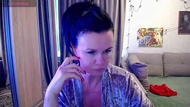 Snapshot of CollenRodrigezz_zz chatting on June 7, 3:17 pm CollenRodrigezz zz online show from June 7, 3:17 pm