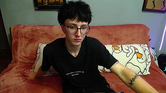 8goat online show from September 26, 10:05 pm