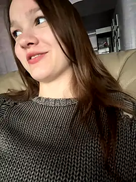 Snapshot of MichelleRoux chatting on September 30, 10:54 am MichelleRoux online show from September 30, 10:54 am