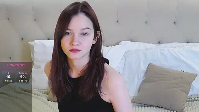 MichelleRoux online show from November 10, 1:16 pm