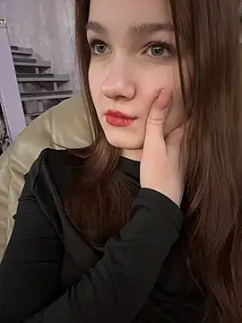 MichelleRoux online show from January 11, 4:58 pm